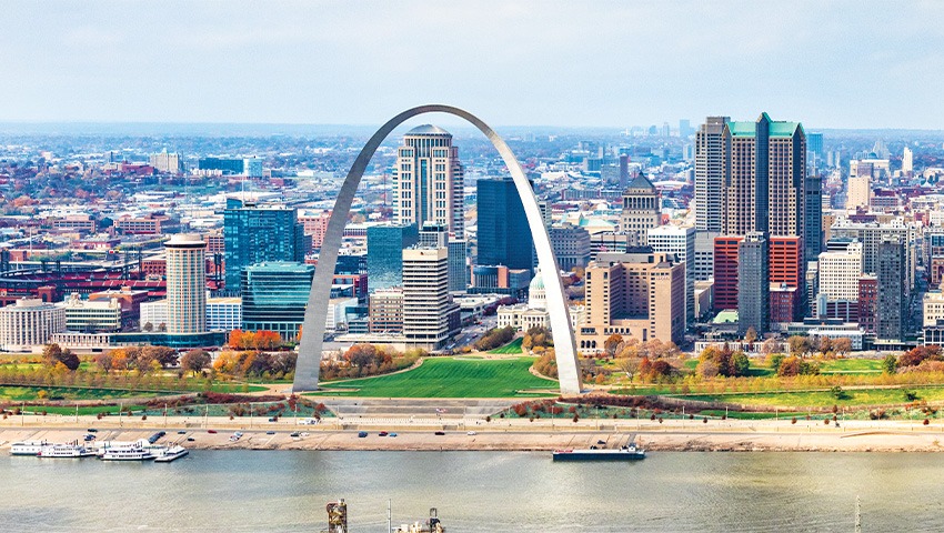 gateway arch and city of st. louis, missouri