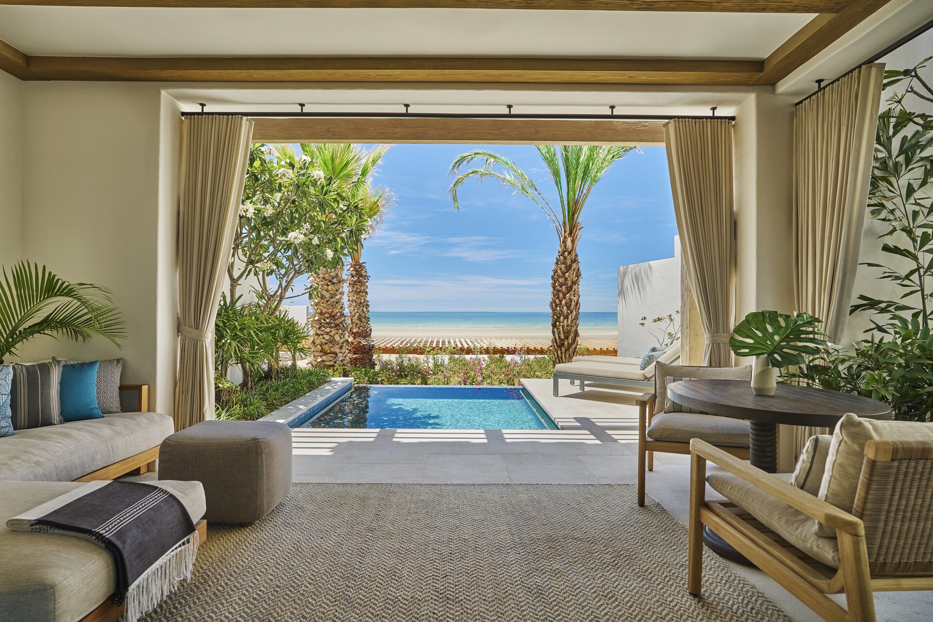 Four Seasons Resort and Residences Cabo San Lucas at Cabo del Sol