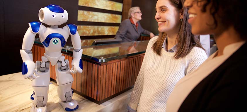 Hilton-robot-concierge