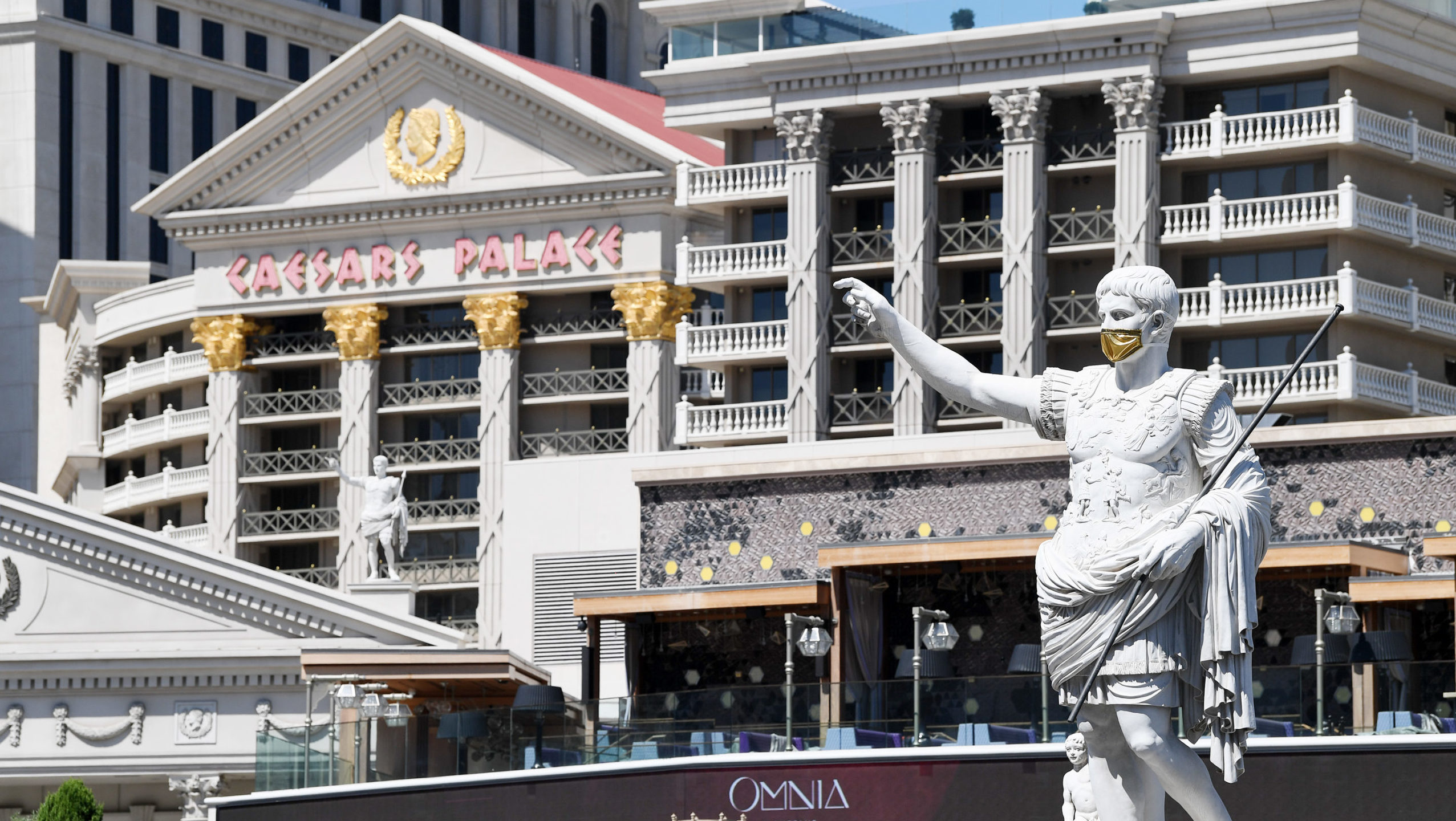 ADDING MULTIMEDIA Caesars Entertainment Unveils Plans to Add Hotel Tower to  Paris Las Vegas