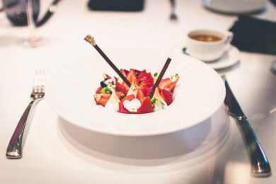 strawberry rhubarb panna cotta