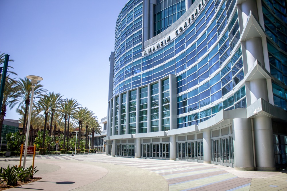 exterior of anaheim convention center