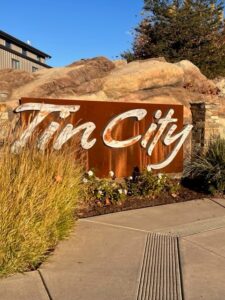 Tin City sign 