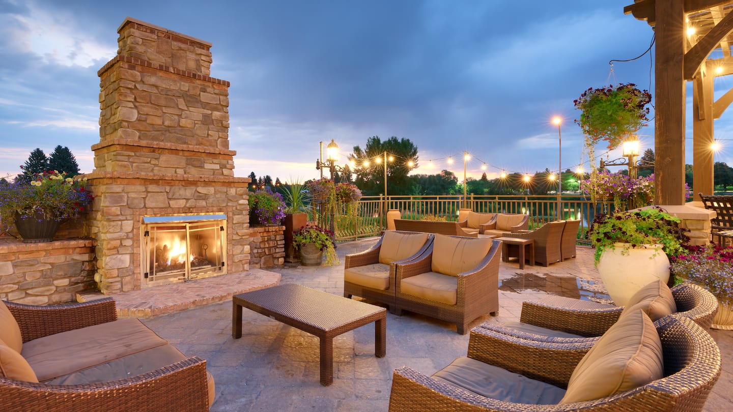 outdoor space at Hilton Garden Inn Idaho Halls