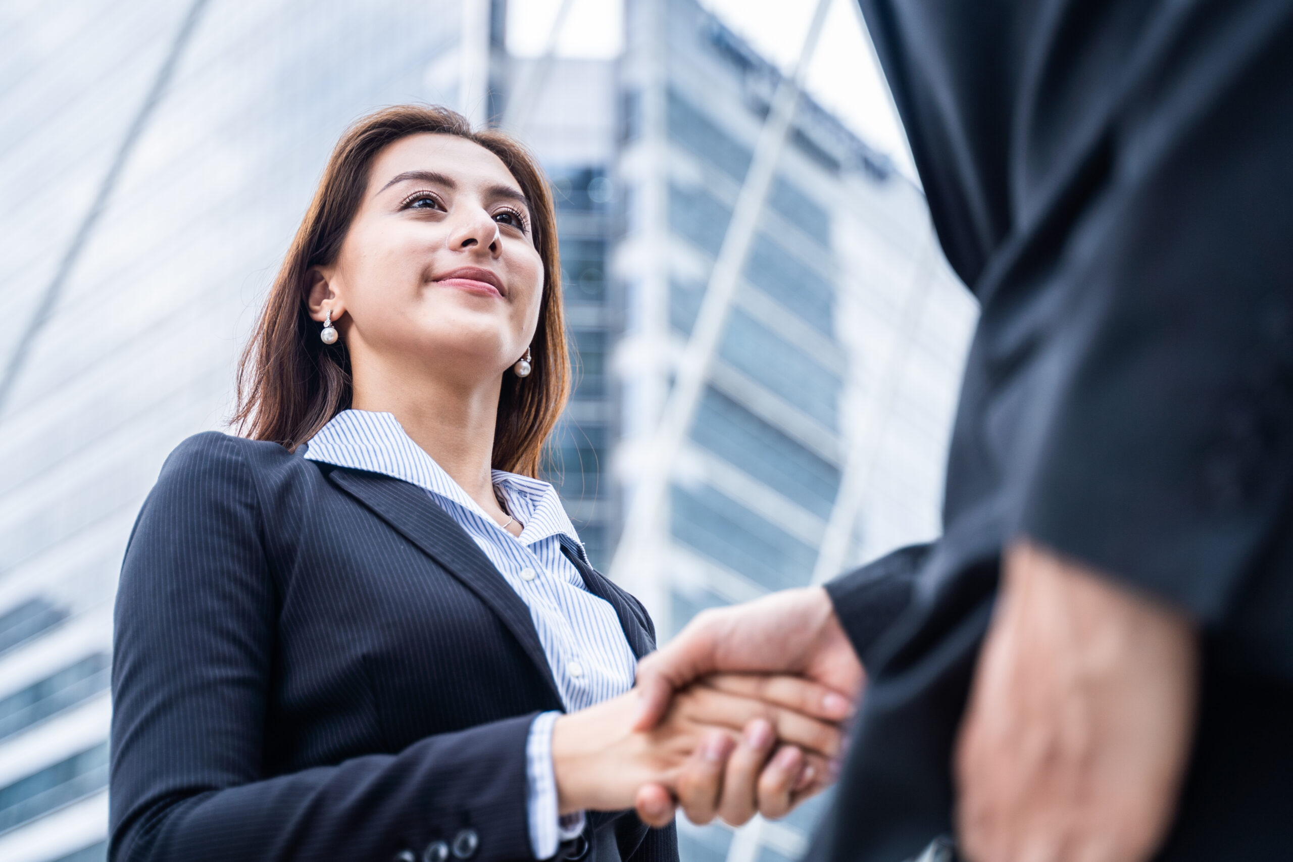 businesspeople shaking hands