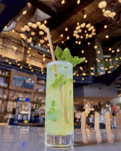 Pineapple Mint (No)jito