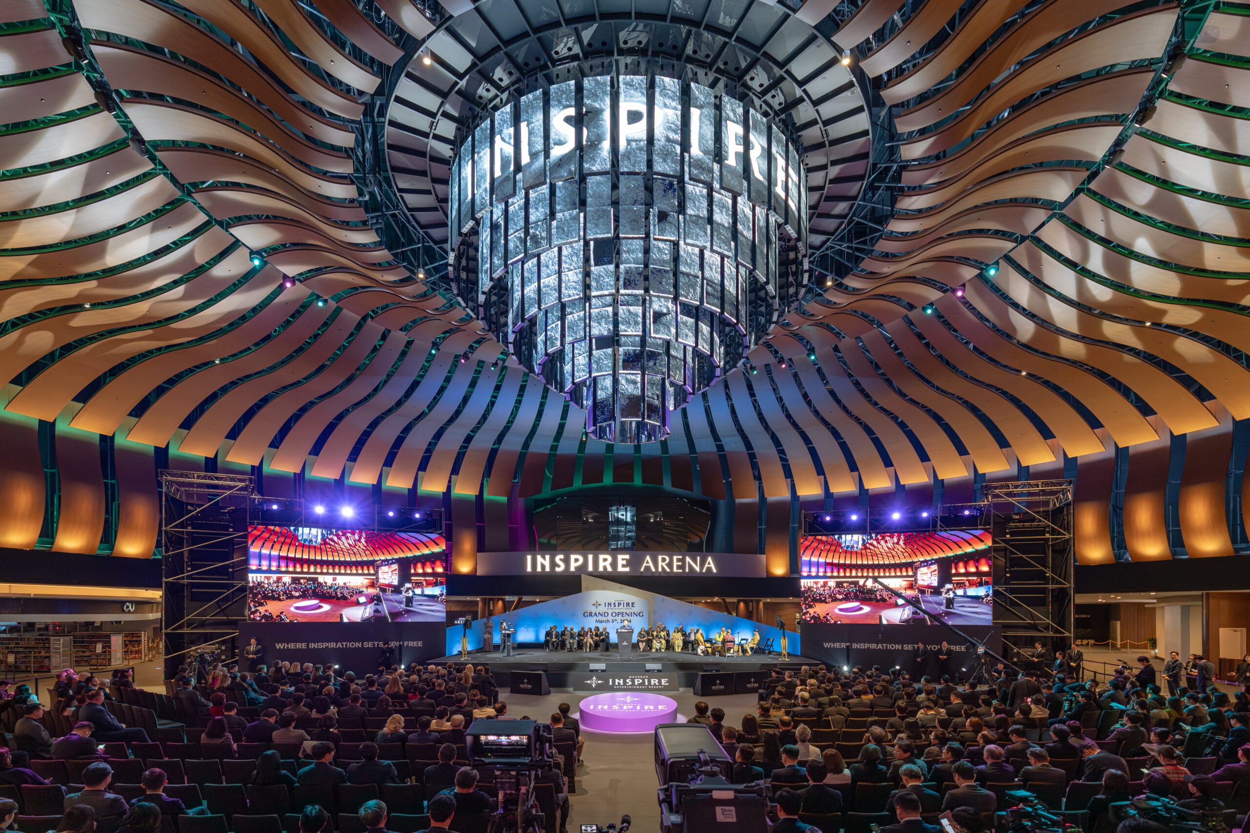 Ribbon cutting ceremony at Mohegan Sun ballroom