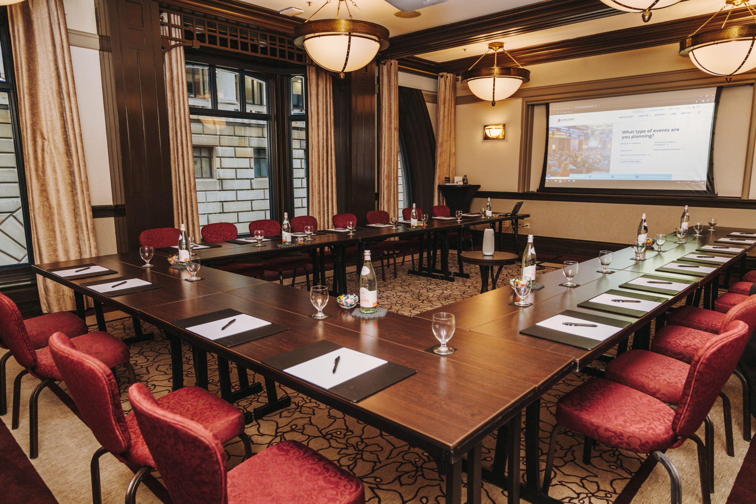 InterContinental Montreal boardroom