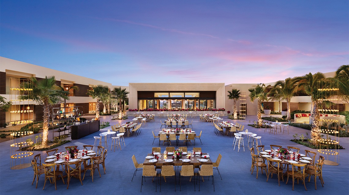 Nobu Hotel Los Cabos outdoor space