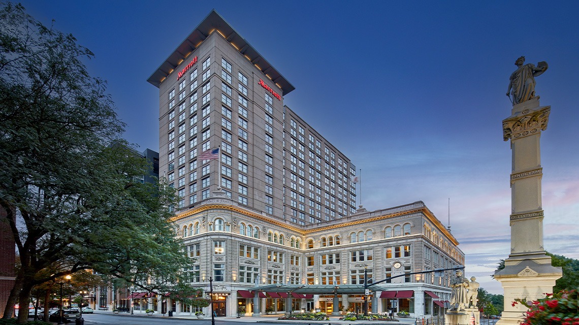 Lancaster Marriott at Penn Square exterior