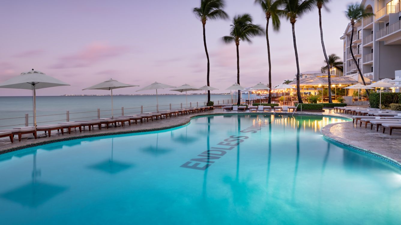 Grand Cayman Marriott Resort pool